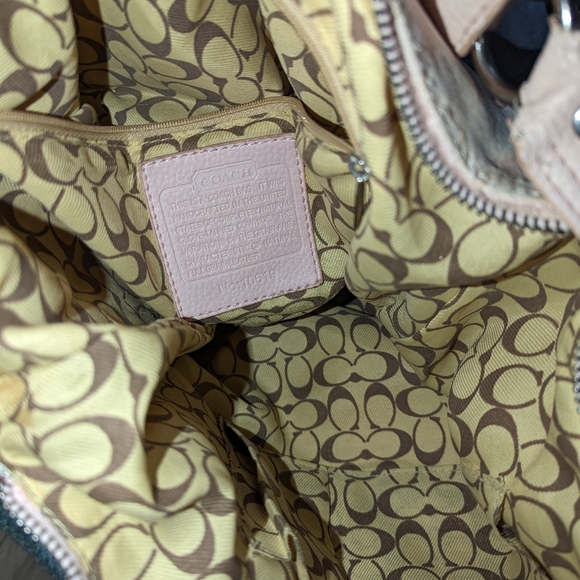 Coach purse - Picture 2 of 2